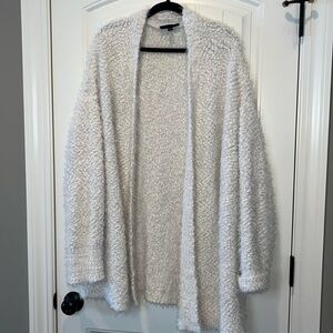 Super soft cozy warm fuzzy open cardigan white eyelash Lane Bryant 22/24